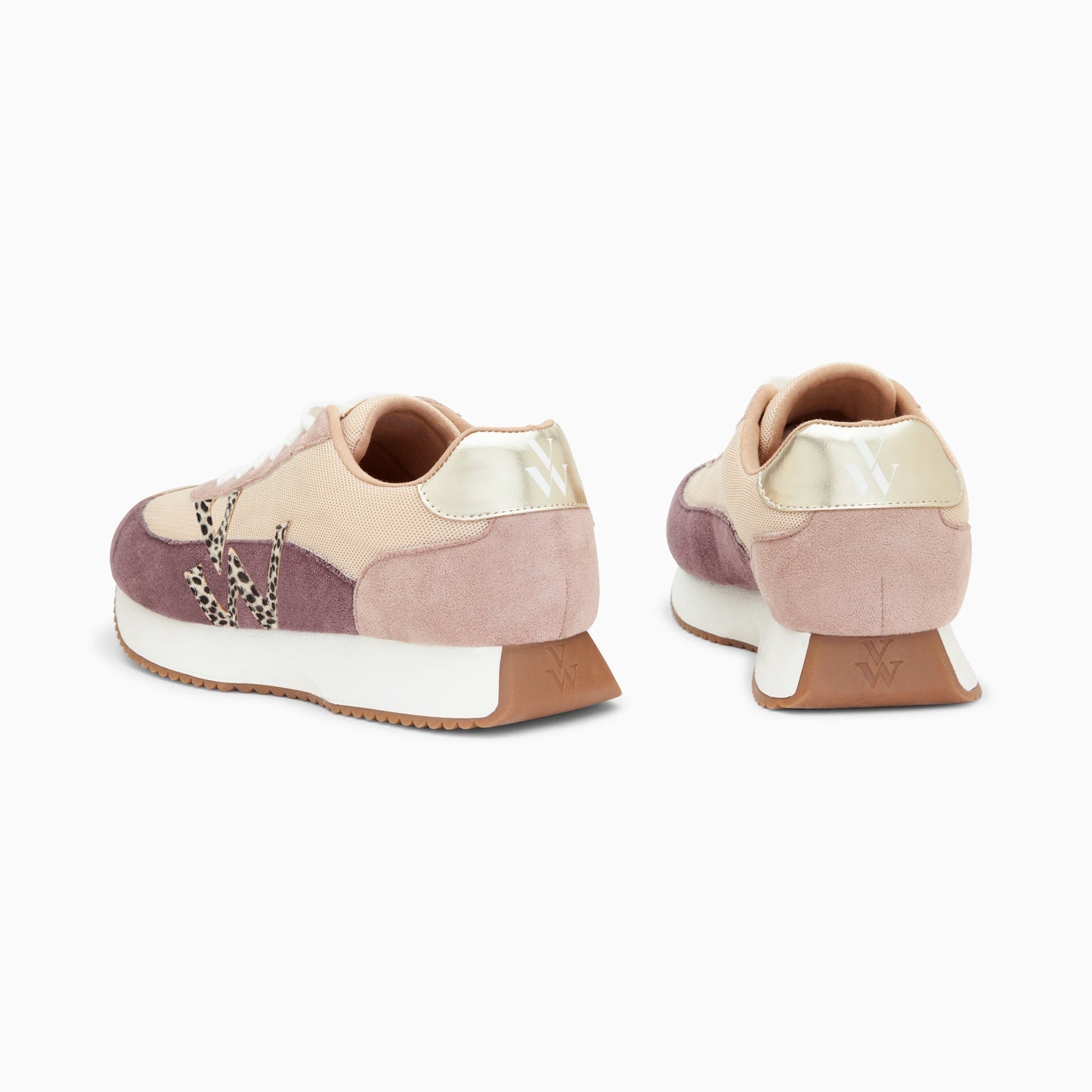 Baskets style running femme Vanessa Wu beige à monogramme léopard et détails rose et violet