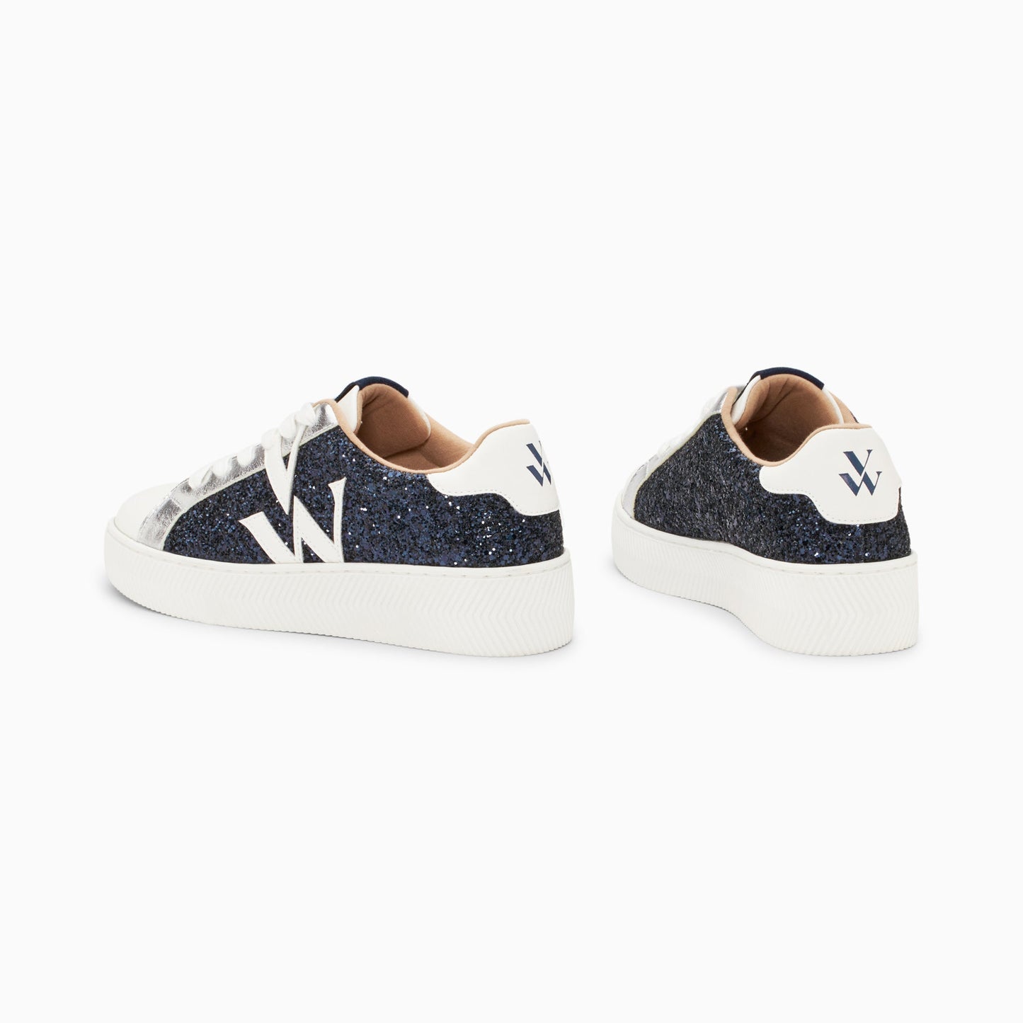 Sneakers paillettes bleu marine femme avec monogramme Vanessa Wu en similicuir blanc à semelles chevrons