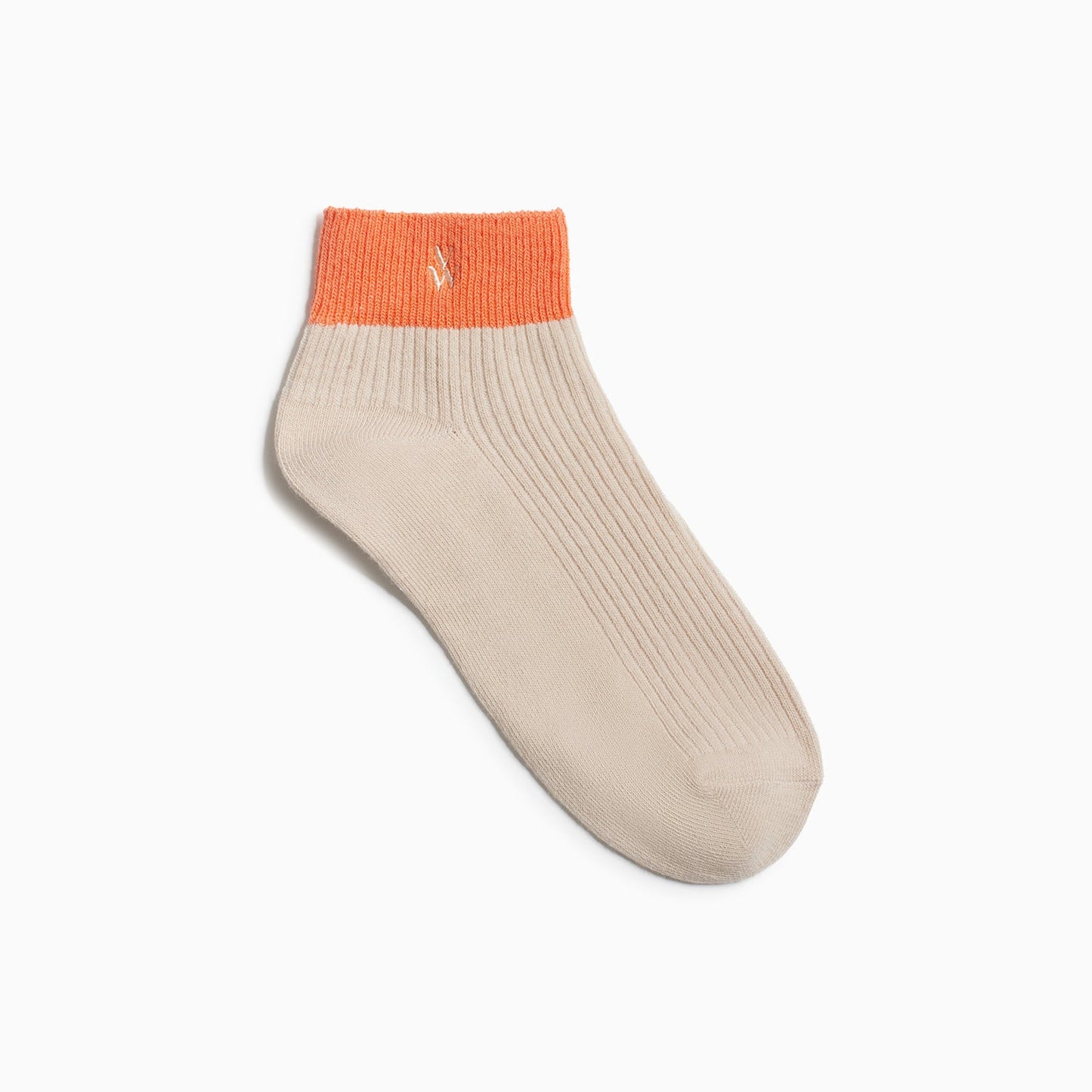 Chaussettes courtes beige côtelées Vanessa Wu femme avec logo doré brodé et bordure orange élastique