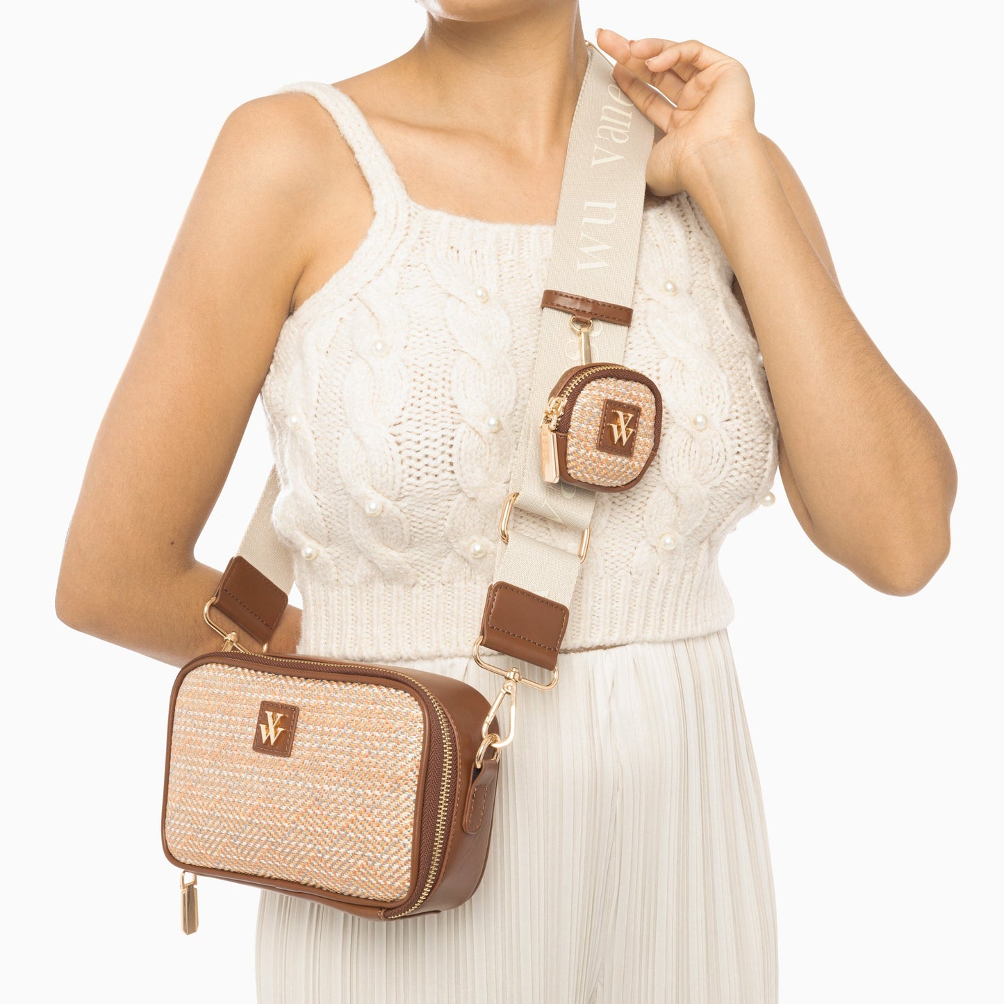 Sacoche femme en raphia beige et similicuir marron à mini pochette et bandoulière large